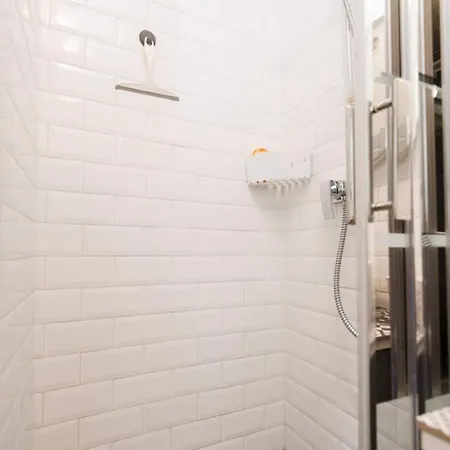 Pres De Montmartre Párizs