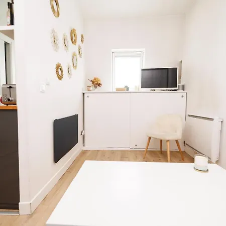 Apartman Pres De Montmartre *