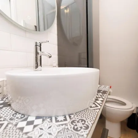 Apartman Pres De Montmartre *